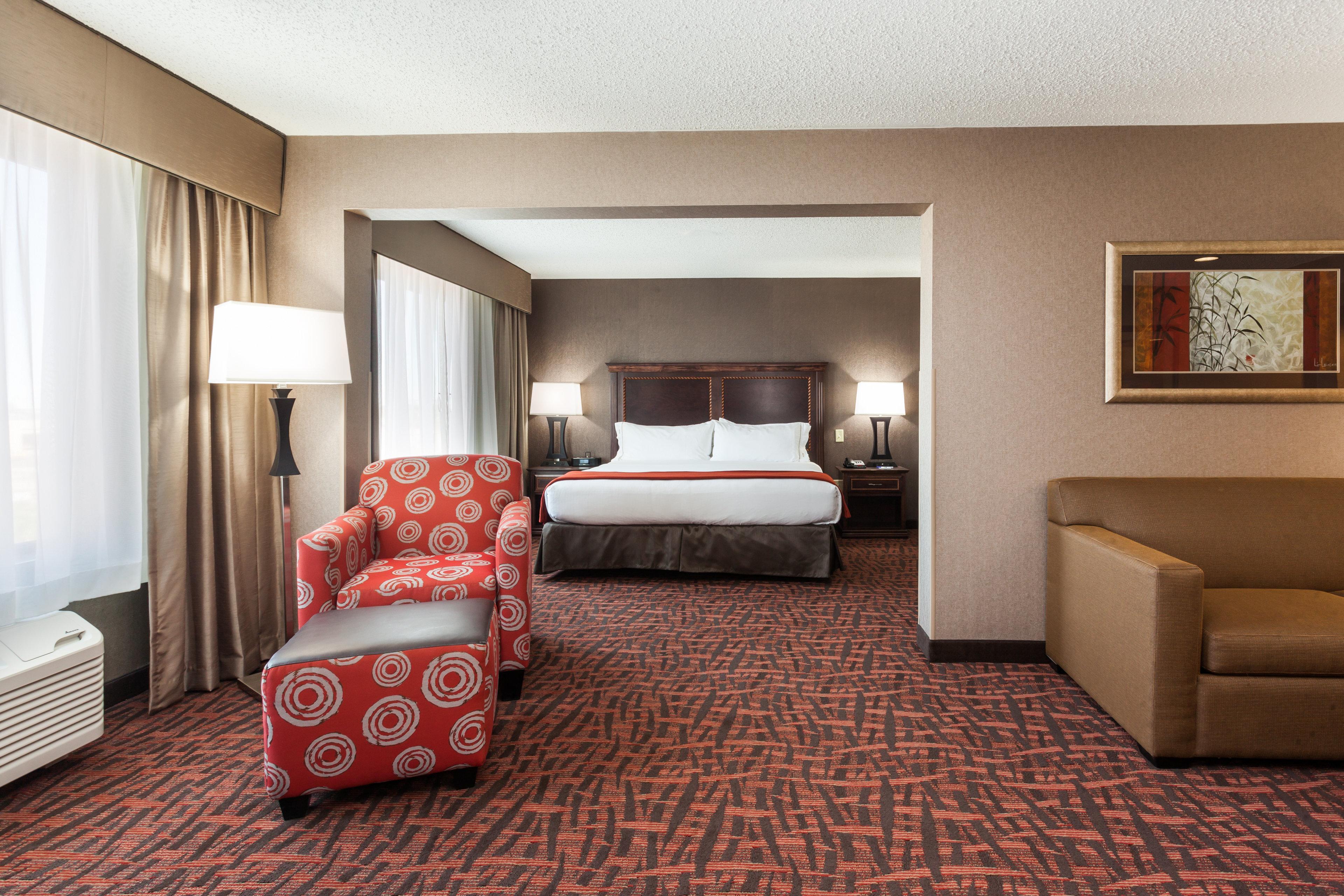 Holiday Inn Express Hotel & Suites Cheyenne By Ihg Exterior photo