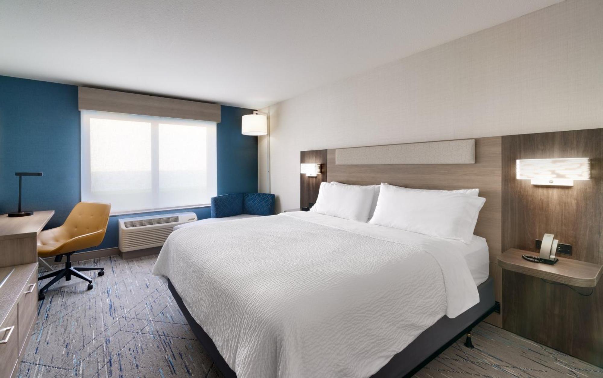 Holiday Inn Express Hotel & Suites Cheyenne By Ihg Exterior photo