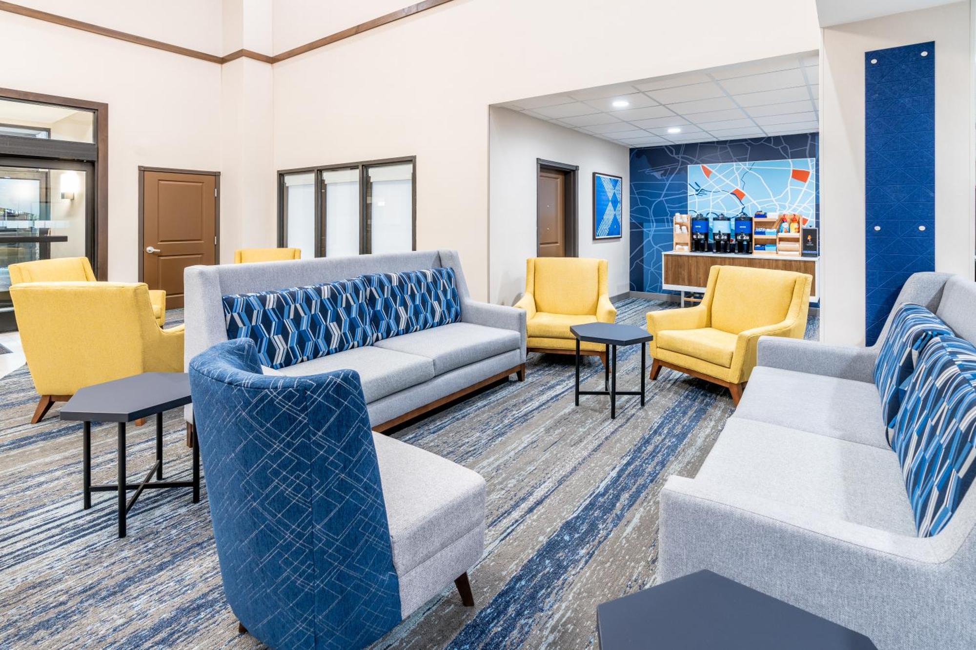 Holiday Inn Express Hotel & Suites Cheyenne By Ihg Exterior photo