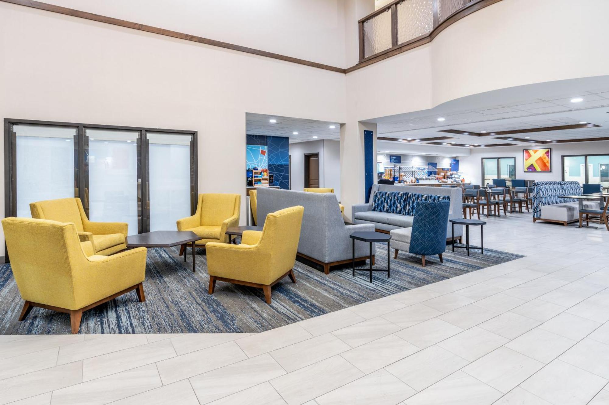 Holiday Inn Express Hotel & Suites Cheyenne By Ihg Exterior photo
